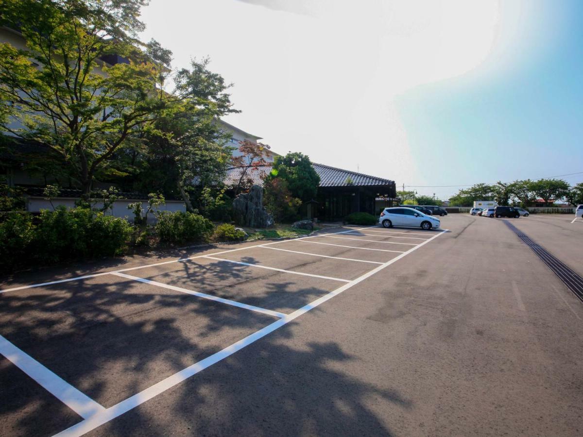 Yamashiro Onsen Miyabi No Yado Kaga Hyakumangoku Hotel Exterior foto