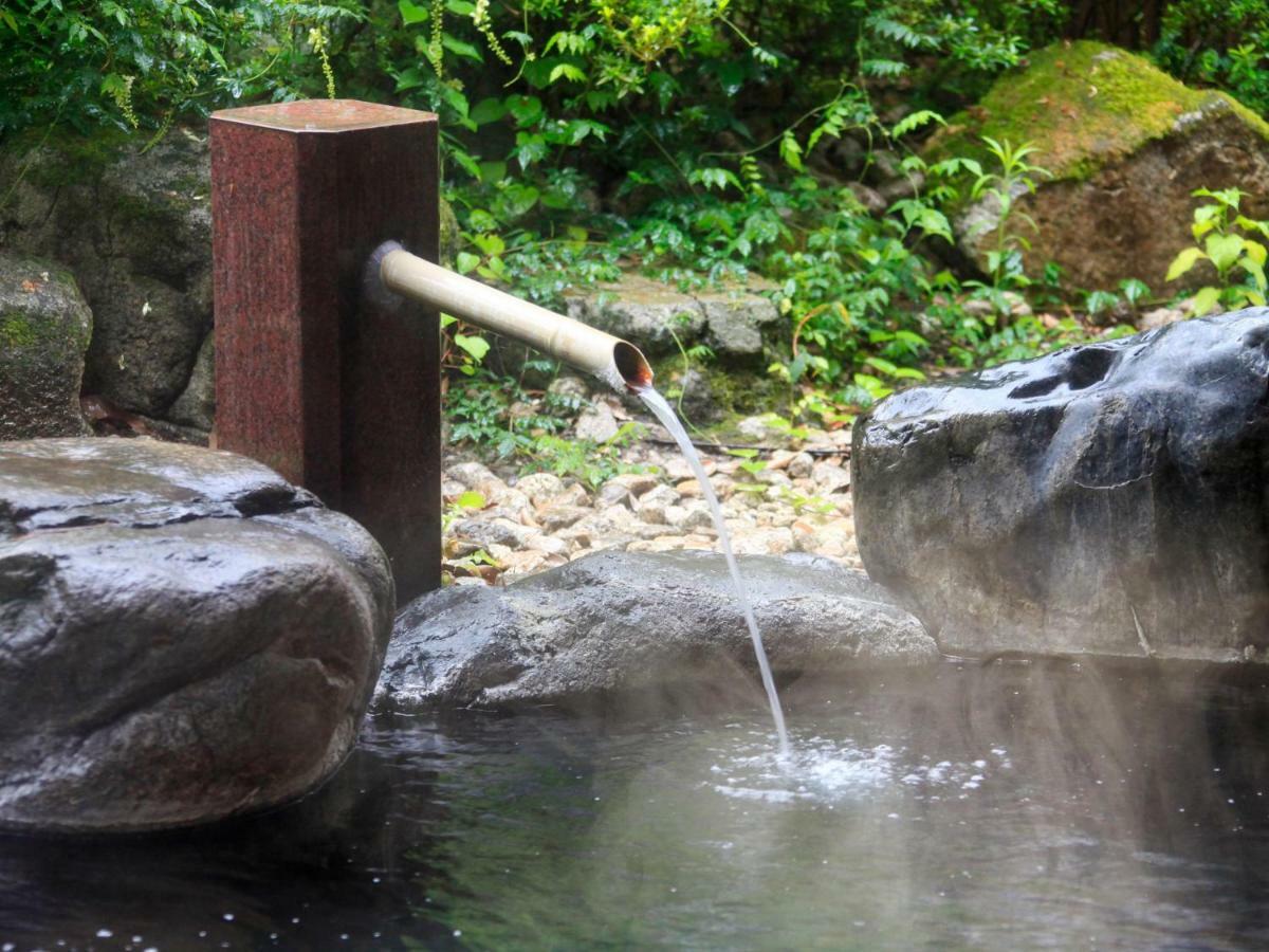 Yamashiro Onsen Miyabi No Yado Kaga Hyakumangoku Hotel Exterior foto