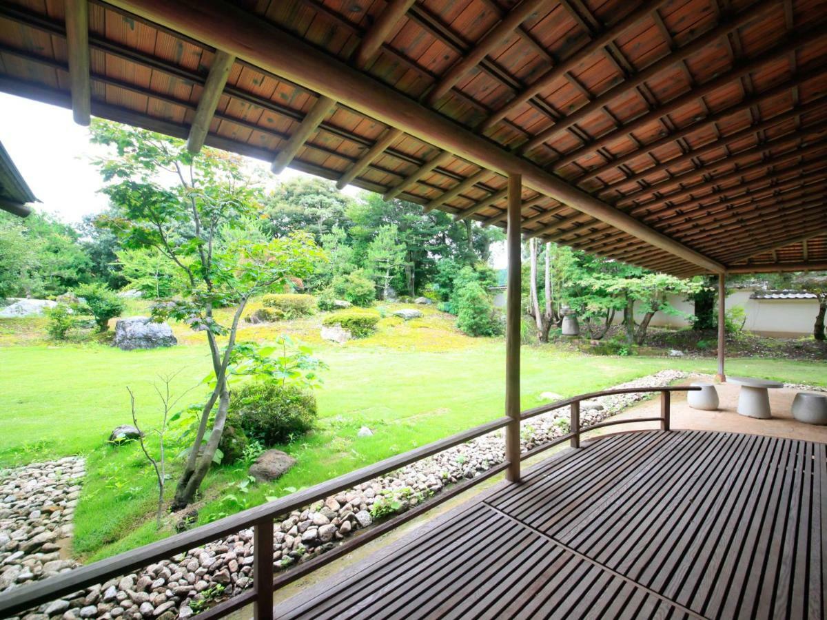 Yamashiro Onsen Miyabi No Yado Kaga Hyakumangoku Hotel Exterior foto
