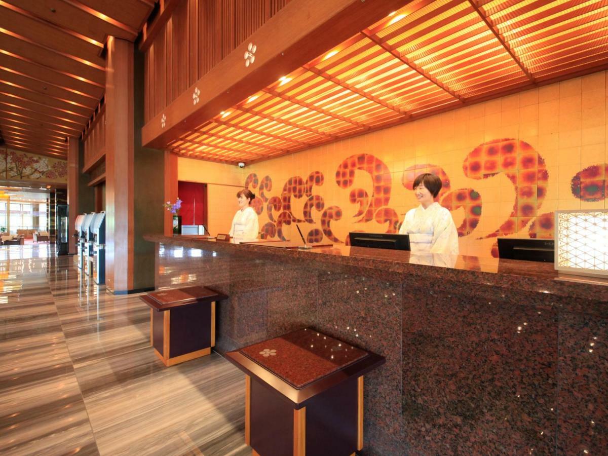 Yamashiro Onsen Miyabi No Yado Kaga Hyakumangoku Hotel Exterior foto