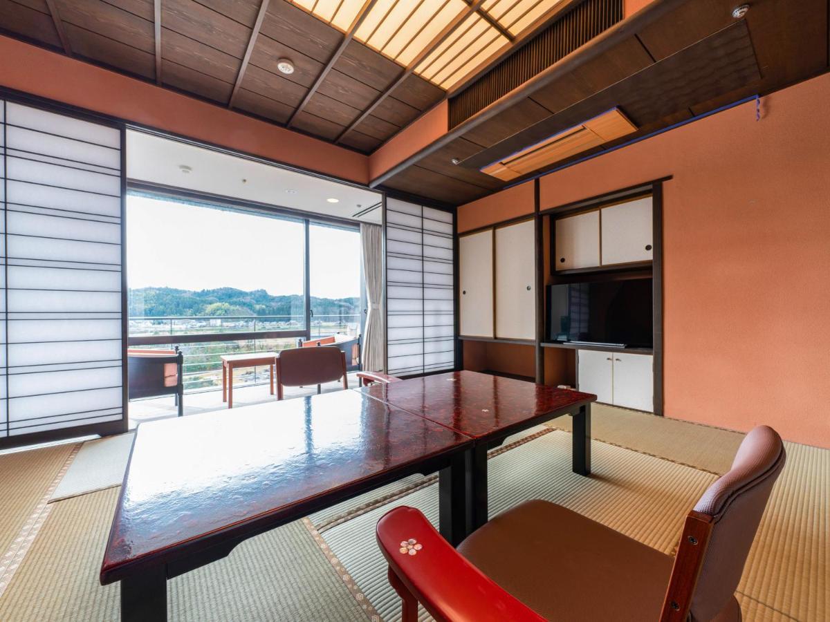 Yamashiro Onsen Miyabi No Yado Kaga Hyakumangoku Hotel Exterior foto